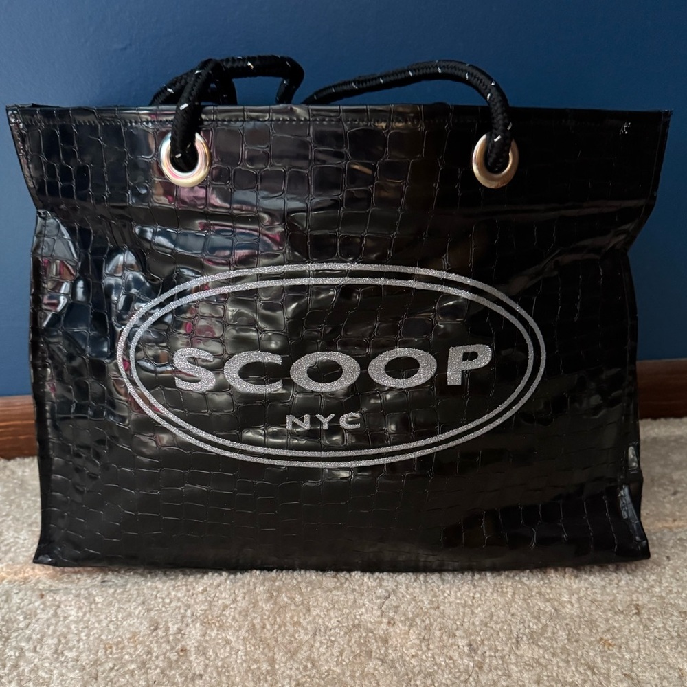 Scoop NYC shopping bag